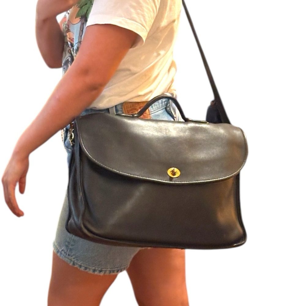Coach Lexington Brief